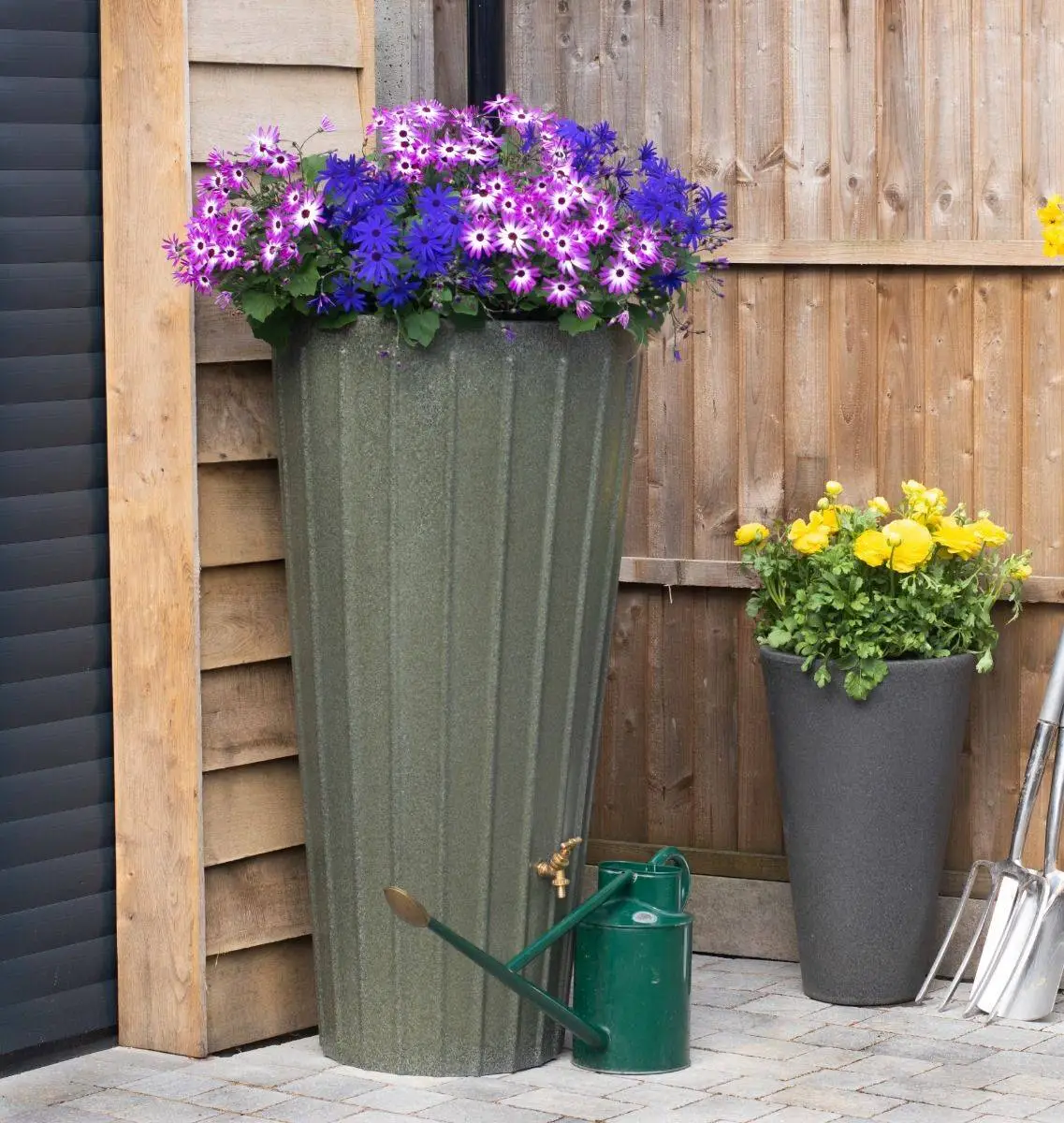 200 Litre Cosmo Water Butt Planter - Green Marble 3 200 Litre Cosmo Water Butt Planter - Green Marble