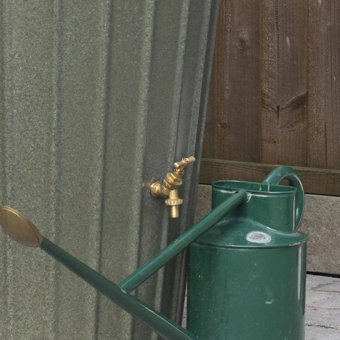 200 Litre Cosmo Water Butt Planter - Green Marble 4 200 Litre Cosmo Water Butt Planter - Green Marble - Image 2