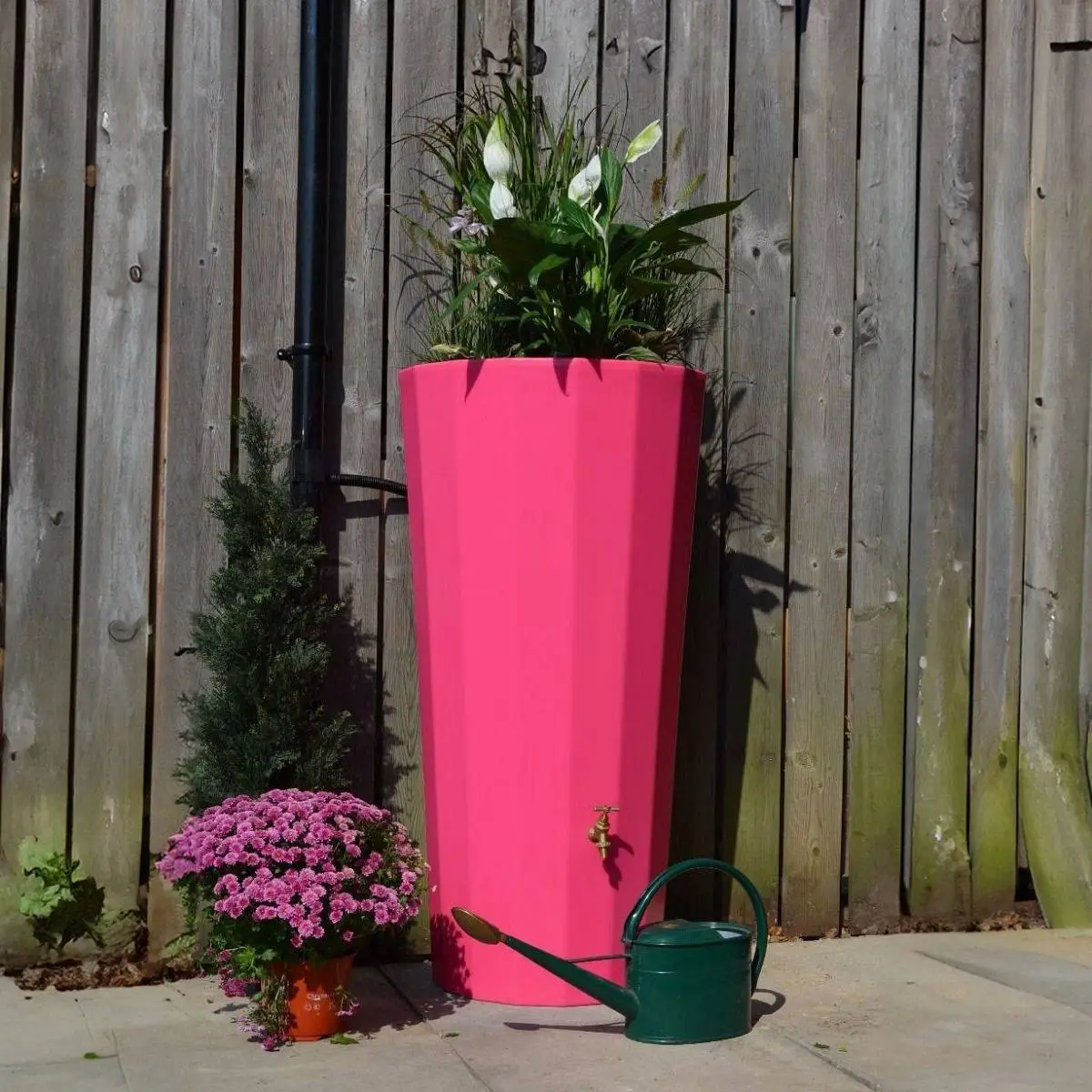 255L Metropolitan Water Butt With Planter In Pink 3 255L Metropolitan Water Butt With Planter In Pink